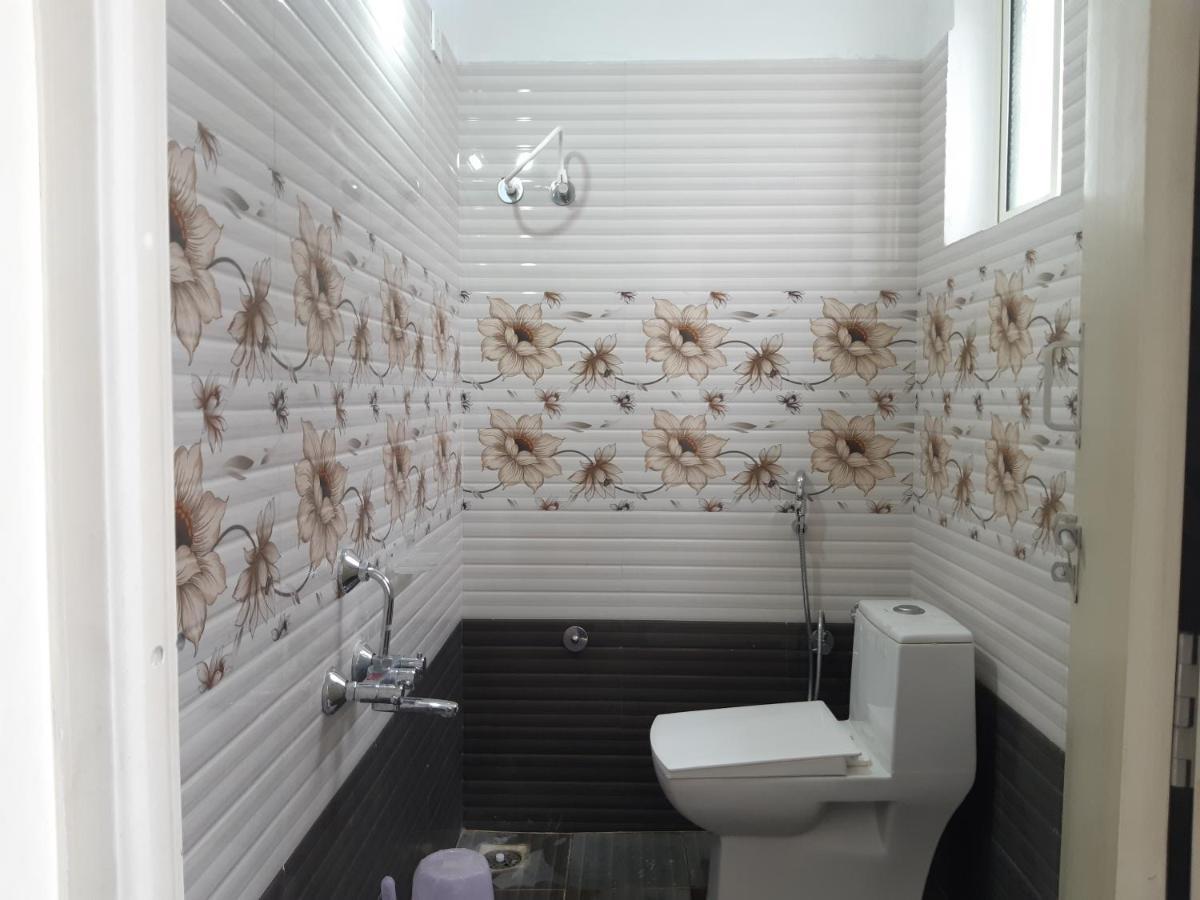 Cnr Residency Hotel Madanapalle Eksteriør billede