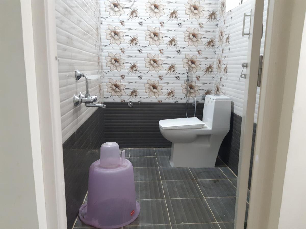 Cnr Residency Hotel Madanapalle Eksteriør billede